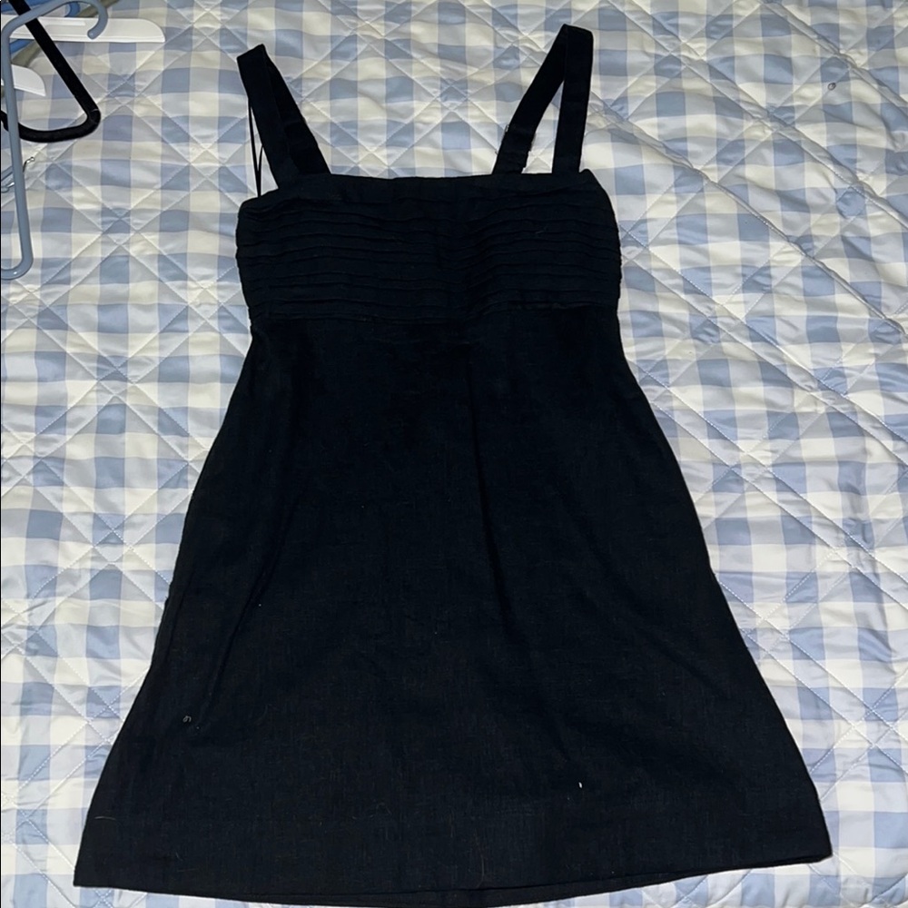 Women’s Abercrombie black dress with shorts